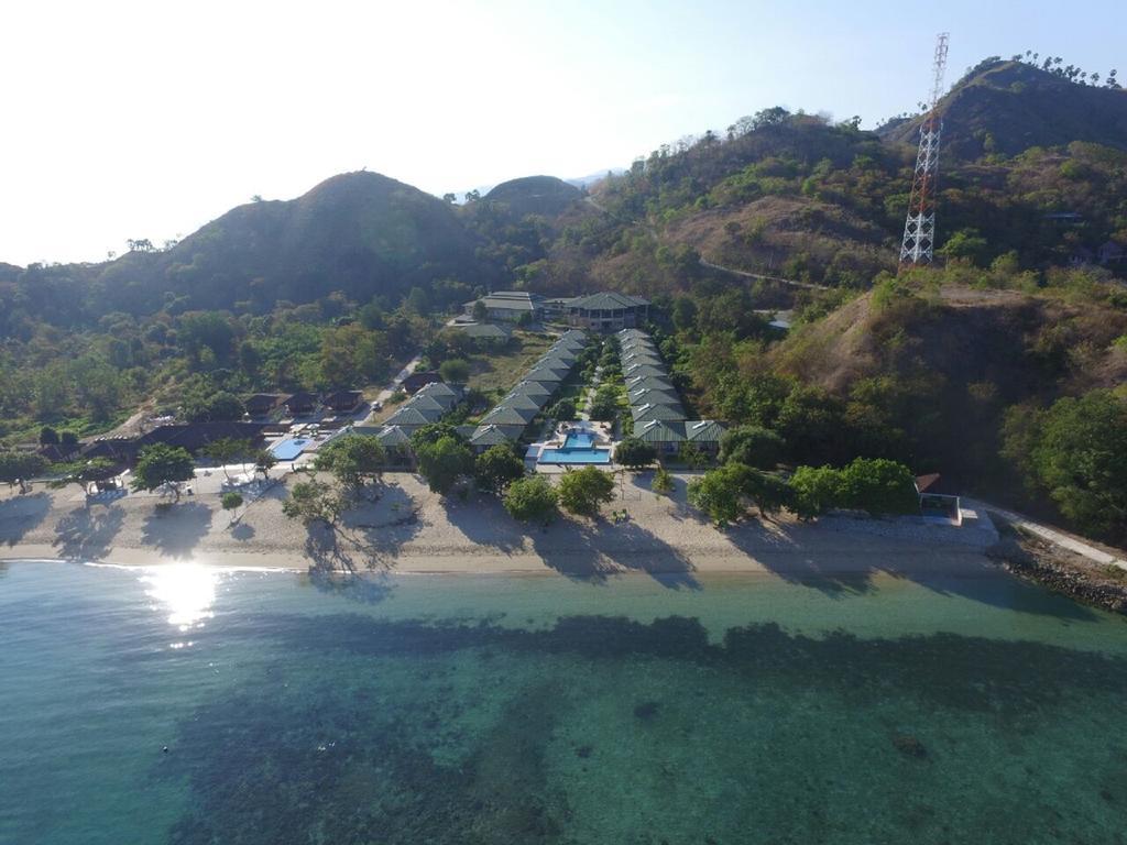 Sylvia Hotel & Resort Komodo Labuan Bajo Exterior photo